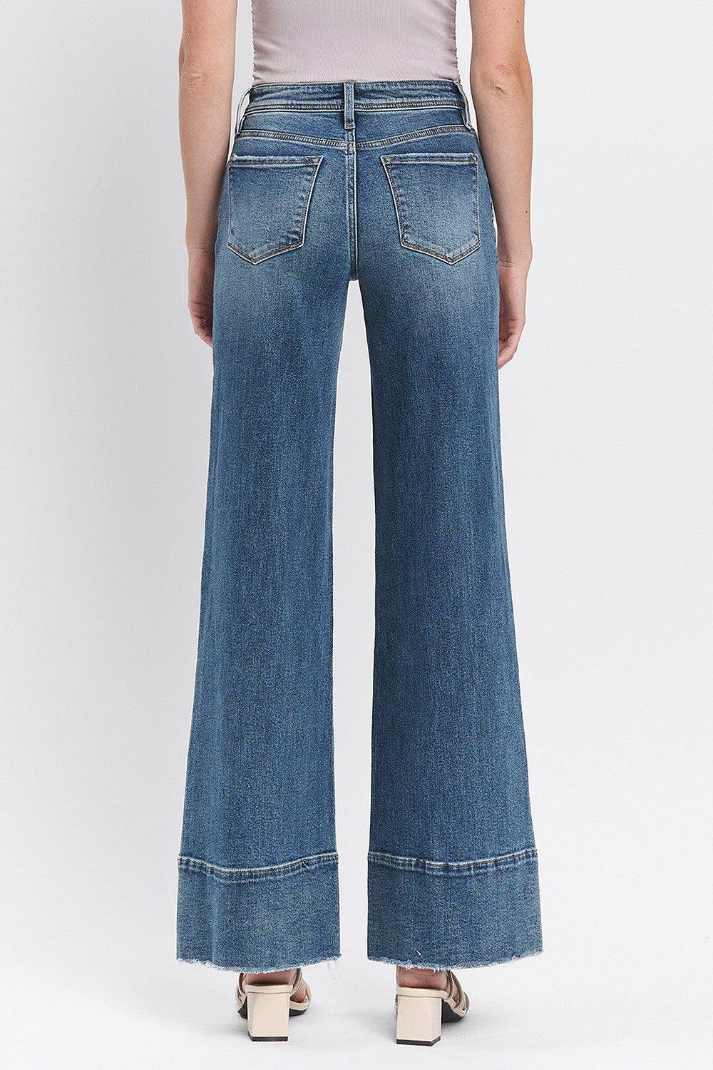 HIGH RISE CLEAN CUT RAW HEM WIDE JEANS