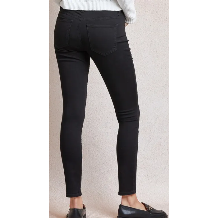 YMI Super Stretch Skinny Jean