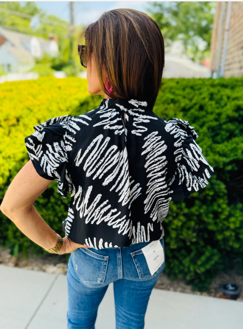 THML Flutter Sleeve Black White Zig Zag Print Blouse