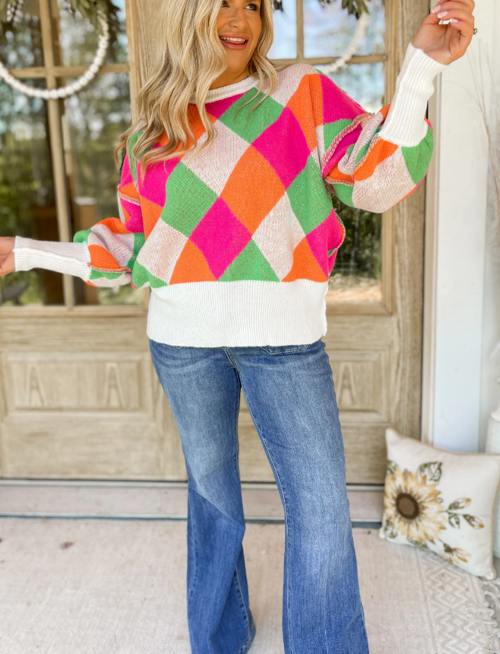 Multi Colored Diamond Pattern Knit Pullover Sweater in Pink Orange